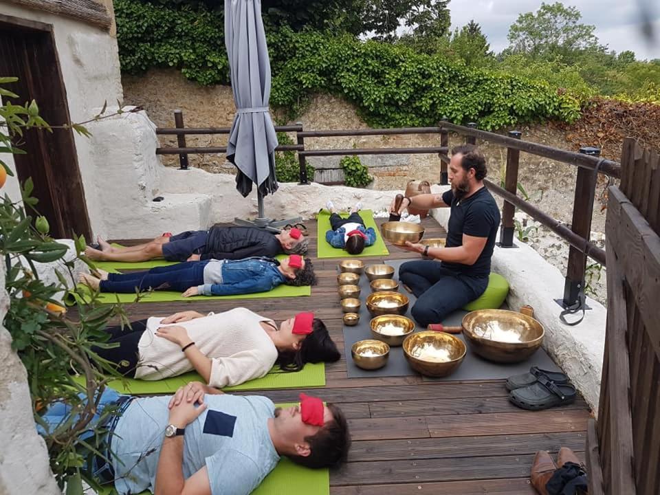 La Belmontaise Panzió Beaumont-sur-Sarthe Kültér fotó