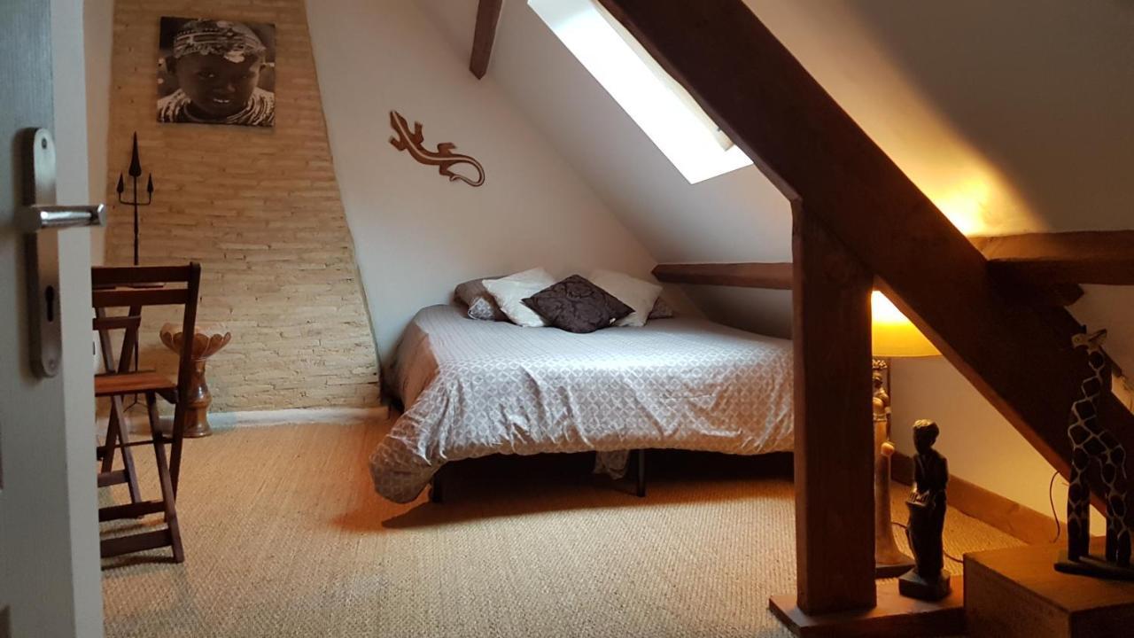 La Belmontaise Panzió Beaumont-sur-Sarthe Kültér fotó